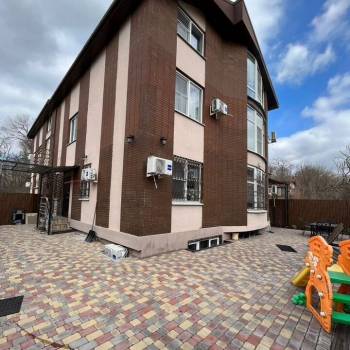 Продается Дом, 320 м²