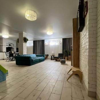 Продается Дом, 320 м²