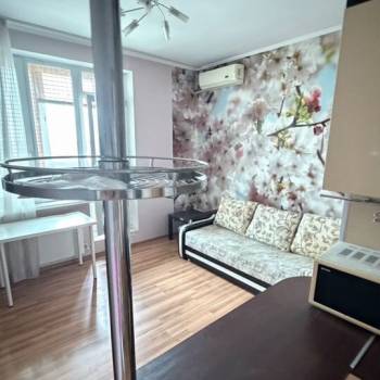 Сдается 1-комнатная квартира, 27 м²