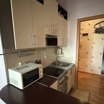 Сдается 1-комнатная квартира, 27 м²