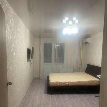 Сдается 2-х комнатная квартира, 65 м²