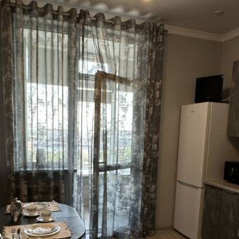Сдается 1-комнатная квартира, 42 м²