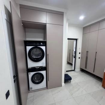 Продается 1-комнатная квартира, 35 м²