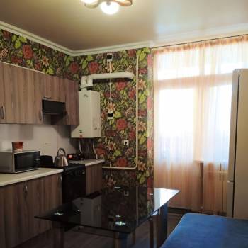 Сдается 1-комнатная квартира, 43 м²