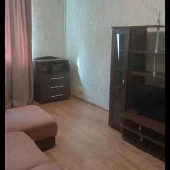 Сдается 1-комнатная квартира, 43 м²