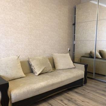 Сдается 1-комнатная квартира, 38 м²