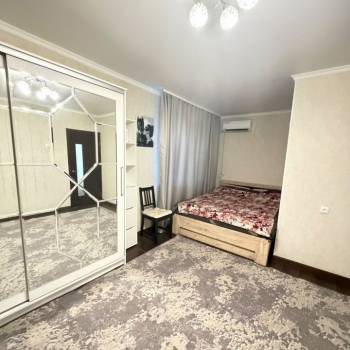 Сдается 1-комнатная квартира, 41 м²