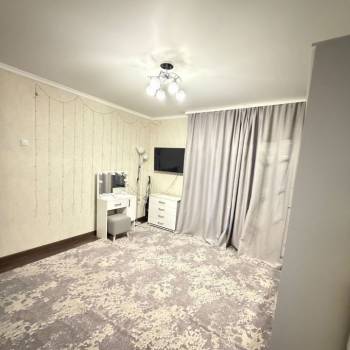 Сдается 1-комнатная квартира, 41 м²