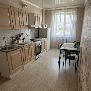 Сдается 1-комнатная квартира, 47 м²