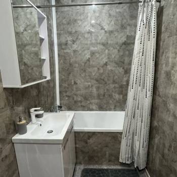 Сдается 1-комнатная квартира, 47 м²