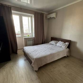 Сдается 1-комнатная квартира, 47 м²