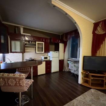 Сдается 1-комнатная квартира, 42 м²