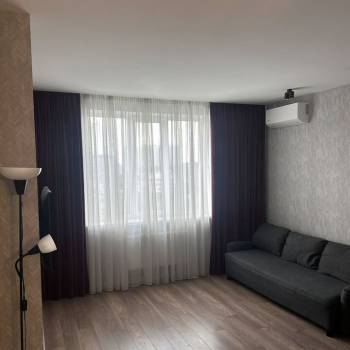 Сдается 1-комнатная квартира, 52 м²