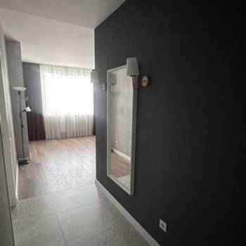 Сдается 1-комнатная квартира, 52 м²