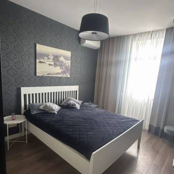 Сдается 1-комнатная квартира, 52 м²