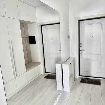 Продается 2-х комнатная квартира, 60 м²