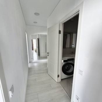 Продается 2-х комнатная квартира, 60 м²