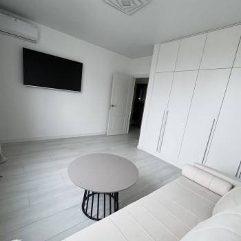 Продается 2-х комнатная квартира, 60 м²