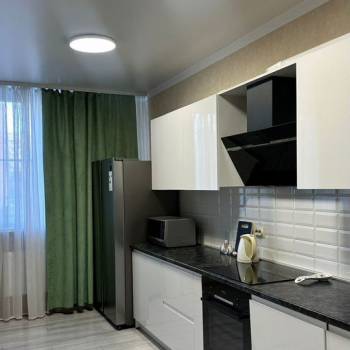 Сдается Многокомнатная квартира, 70 м²