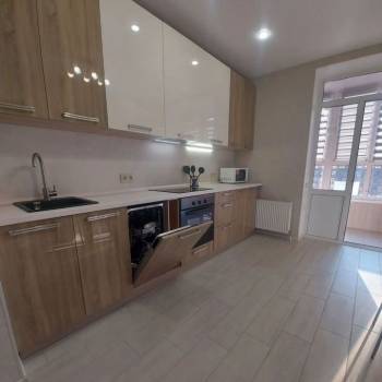 Сдается 1-комнатная квартира, 43 м²