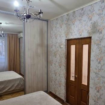Продается 3-х комнатная квартира, 52 м²