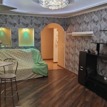 Сдается Многокомнатная квартира, 77,4 м²