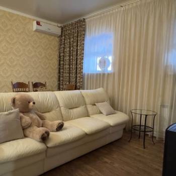Продается Дом, 240 м²