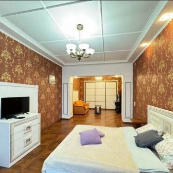 Сдается 2-х комнатная квартира, 83 м²