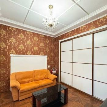 Сдается 2-х комнатная квартира, 83 м²