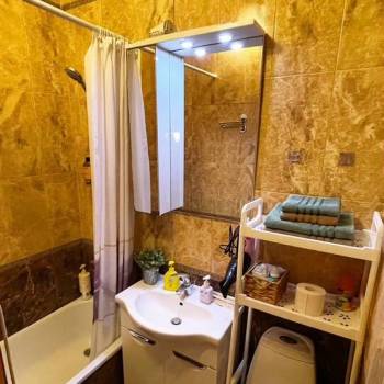 Сдается 2-х комнатная квартира, 83 м²