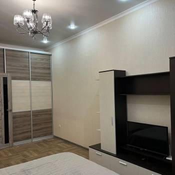 Сдается 1-комнатная квартира, 37 м²