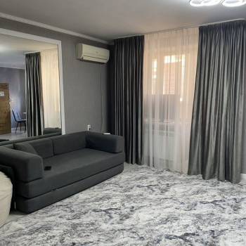 Сдается 2-х комнатная квартира, 74 м²