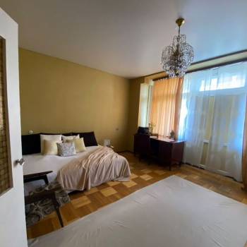 Продается 2-х комнатная квартира, 70 м²