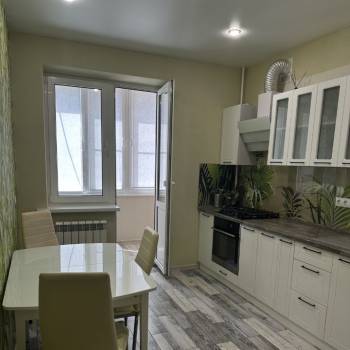 Сдается 1-комнатная квартира, 39 м²