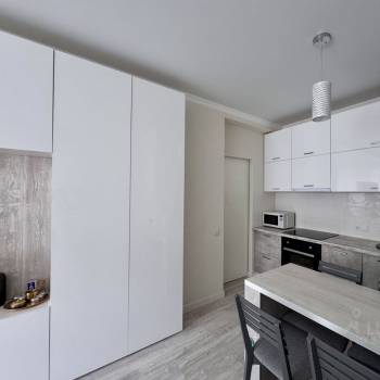 Сдается 1-комнатная квартира, 44 м²