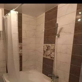 Сдается 1-комнатная квартира, 51 м²
