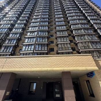 Сдается 1-комнатная квартира, 42 м²