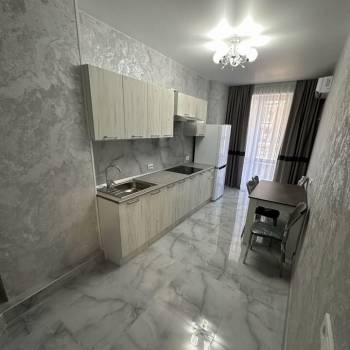 Сдается 1-комнатная квартира, 42 м²