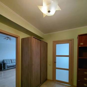 Сдается 1-комнатная квартира, 47 м²