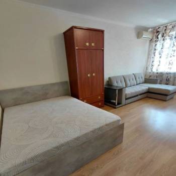 Сдается 1-комнатная квартира, 47 м²