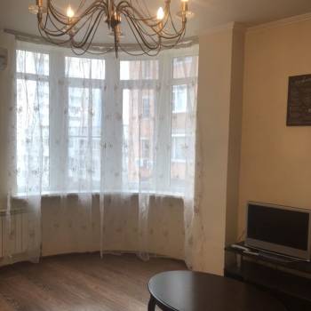 Сдается 2-х комнатная квартира, 96 м²
