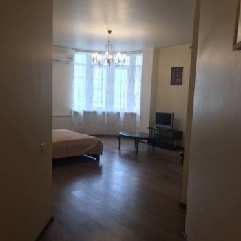 Сдается 2-х комнатная квартира, 96 м²