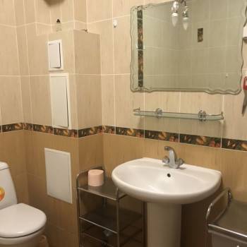 Сдается 2-х комнатная квартира, 96 м²