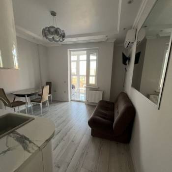 Сдается 1-комнатная квартира, 42 м²