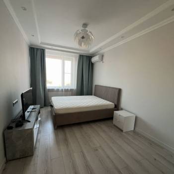 Сдается 1-комнатная квартира, 42 м²