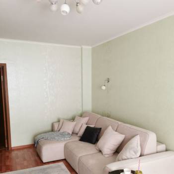 Сдается 2-х комнатная квартира, 75 м²