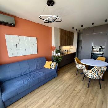 Сдается 2-х комнатная квартира, 60 м²