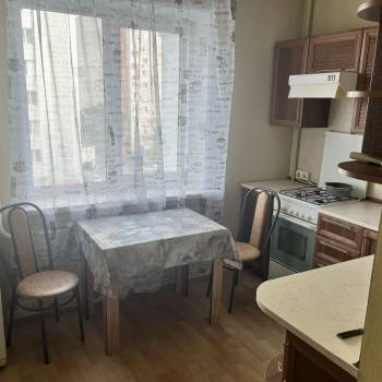 Сдается 2-х комнатная квартира, 56 м²