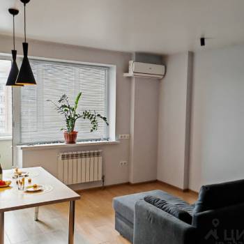 Сдается 1-комнатная квартира, 43 м²
