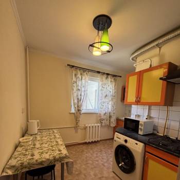 Сдается 1-комнатная квартира, 37,6 м²